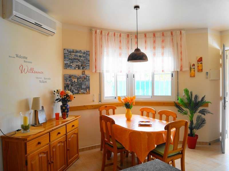 Chalet Simon. Alquiler de casas y chalets en Riumar, Deltebre, delta del Ebro - 1